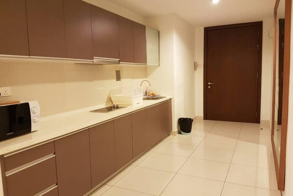 Klcc Regalia Infinity Pool Apartemen